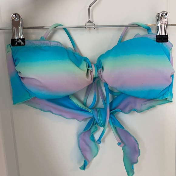 Victoria’s Secret ruffle bandeau bikini top